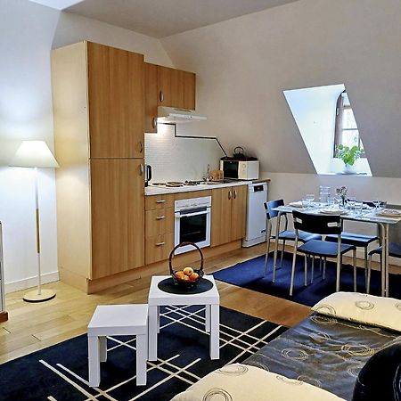 Le Jardin Des Lys - Chambre D'Hote Ou Appartement La Roche-Posay Szoba fotó