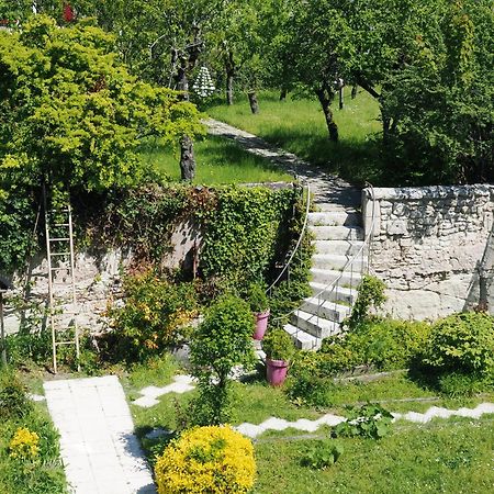 Le Jardin Des Lys - Chambre D'Hote Ou Appartement La Roche-Posay Szoba fotó