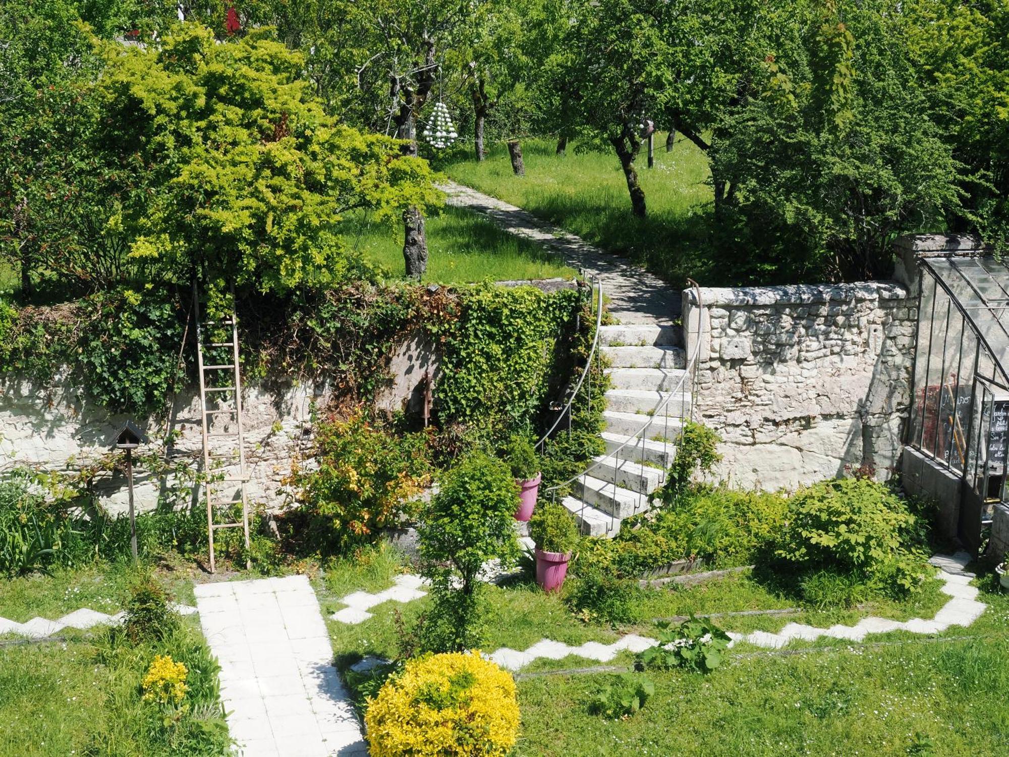 Le Jardin Des Lys - Chambre D'Hote Ou Appartement La Roche-Posay Szoba fotó